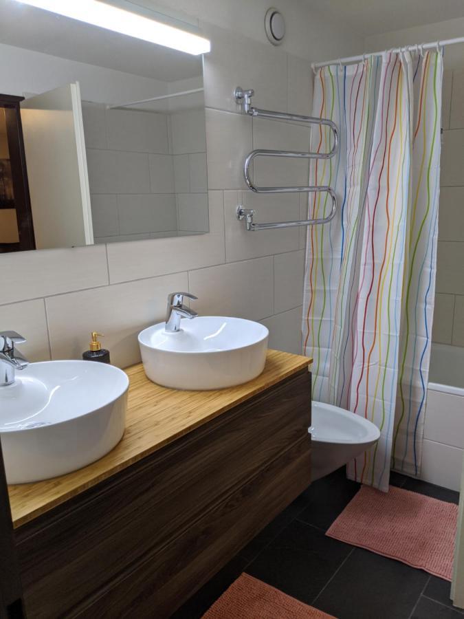 דאבוס Ferienwohnung Alpenblick מראה חיצוני תמונה